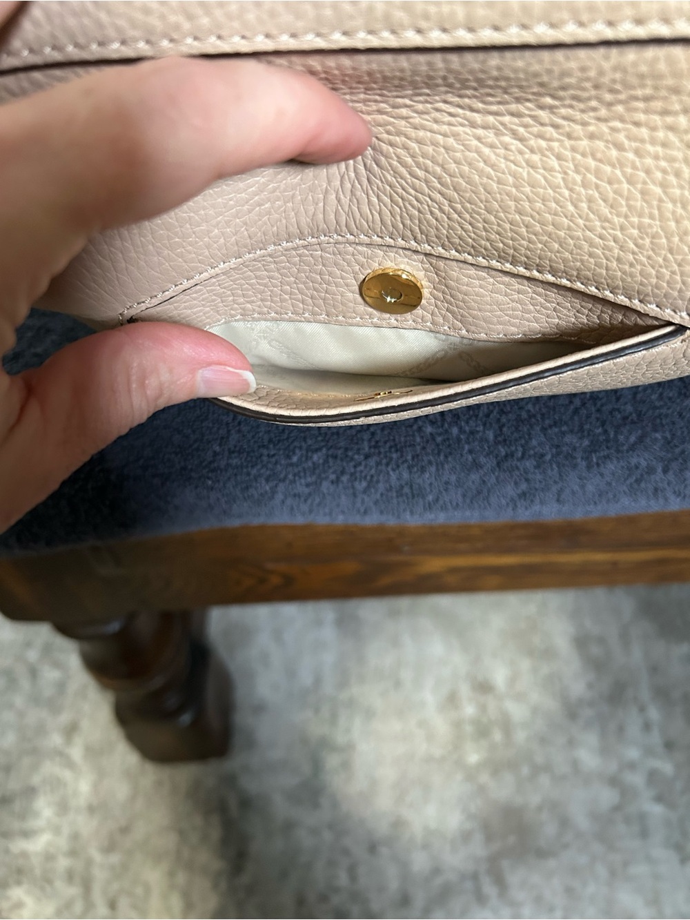 Michael Kors Beige Pebbled Leather Crossbody Bag - Picture 11 of 13